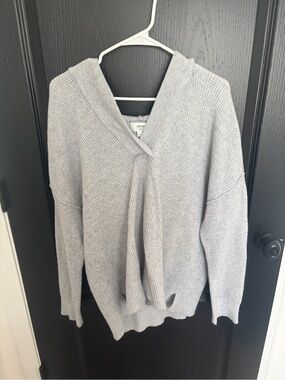 Aerie Light Gray Knit Hooded Sweater